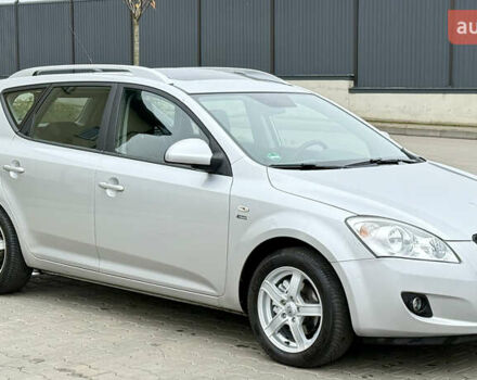 Серый Киа Сид, объемом двигателя 1.6 л и пробегом 223 тыс. км за 6000 $, фото 5 на Automoto.ua