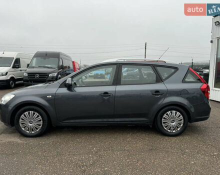 Серый Киа Сид, объемом двигателя 1.6 л и пробегом 216 тыс. км за 7300 $, фото 12 на Automoto.ua