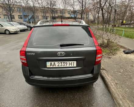 Серый Киа Сид, объемом двигателя 1.59 л и пробегом 249 тыс. км за 5100 $, фото 1 на Automoto.ua