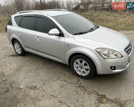 Серый Киа Сид, объемом двигателя 1.6 л и пробегом 199 тыс. км за 6200 $, фото 32 на Automoto.ua