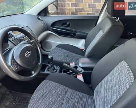 Серый Киа Сид, объемом двигателя 1.59 л и пробегом 249 тыс. км за 6250 $, фото 32 на Automoto.ua