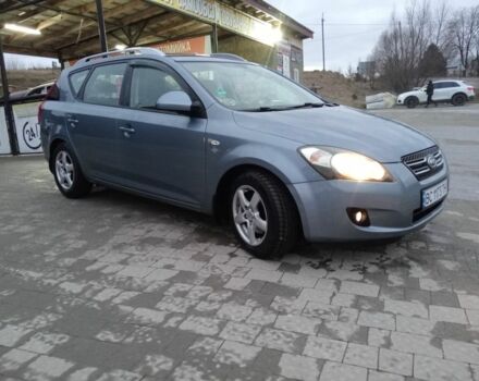 Киа Сид 2008 в Самборе на Automoto.ua Серый Киа Сид, объемом двигателя 1.6 л и пробегом 230 тыс. км за 5500 $, фото 4 на Automoto.ua