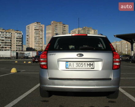 Серый Киа Сид, объемом двигателя 1.59 л и пробегом 275 тыс. км за 5200 $, фото 4 на Automoto.ua