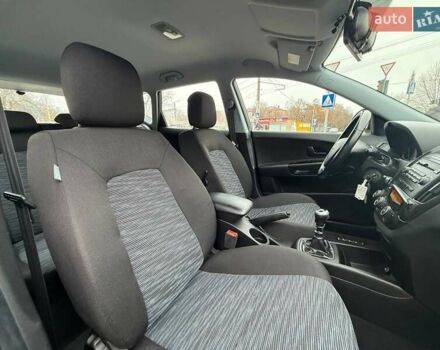 Сірий Кіа Сід, об'ємом двигуна 1.4 л та пробігом 202 тис. км за 6700 $, фото 12 на Automoto.ua