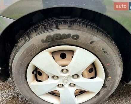 Киа Сид 2008 в Киеве на Automoto.ua Серый Киа Сид, объемом двигателя 1.6 л и пробегом 378 тыс. км за 5500 $, фото 3 на Automoto.ua