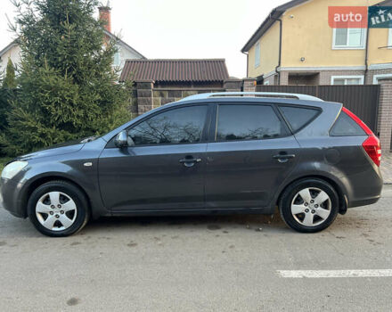 Серый Киа Сид, объемом двигателя 1.59 л и пробегом 249 тыс. км за 6250 $, фото 18 на Automoto.ua