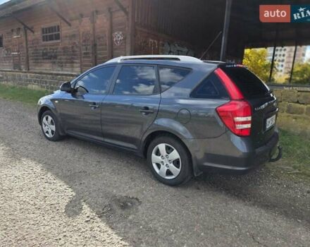 Серый Киа Сид, объемом двигателя 1.58 л и пробегом 246 тыс. км за 5300 $, фото 11 на Automoto.ua