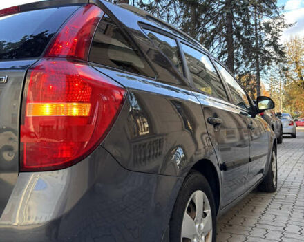 Сірий Кіа Сід, об'ємом двигуна 1.6 л та пробігом 275 тис. км за 5000 $, фото 11 на Automoto.ua