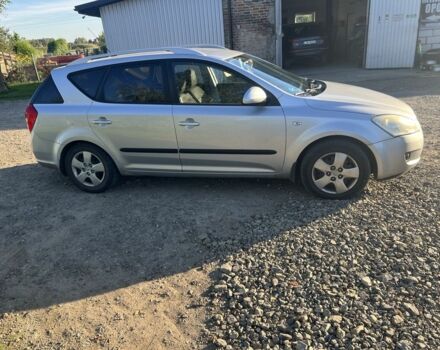 Серый Киа Сид, объемом двигателя 0 л и пробегом 430 тыс. км за 1500 $, фото 1 на Automoto.ua