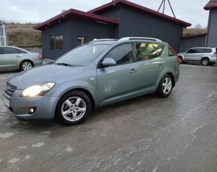 Киа Сид 2008 в Самборе на Automoto.ua Серый Киа Сид, объемом двигателя 1.6 л и пробегом 230 тыс. км за 5500 $, фото 5 на Automoto.ua