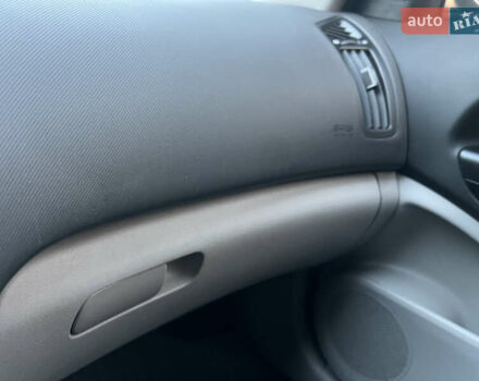 Серый Киа Сид, объемом двигателя 1.59 л и пробегом 249 тыс. км за 6250 $, фото 39 на Automoto.ua