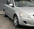 Серый Киа Сид, объемом двигателя 1.4 л и пробегом 227 тыс. км за 5300 $, фото 7 на Automoto.ua