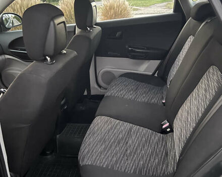 Киа Сид 2008 в Черкассах на Automoto.ua Серый Киа Сид, объемом двигателя 1.58 л и пробегом 165 тыс. км за 5700 $, фото 9 на Automoto.ua