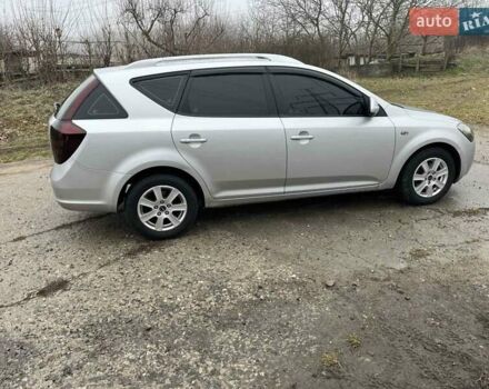 Серый Киа Сид, объемом двигателя 1.6 л и пробегом 199 тыс. км за 6200 $, фото 22 на Automoto.ua