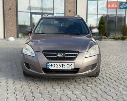 Серый Киа Сид, объемом двигателя 1.6 л и пробегом 247 тыс. км за 5999 $, фото 1 на Automoto.ua