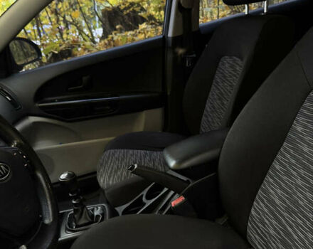 Серый Киа Сид, объемом двигателя 1.4 л и пробегом 800 тыс. км за 5499 $, фото 8 на Automoto.ua