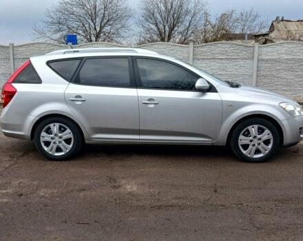 Сірий Кіа Сід, об'ємом двигуна 0 л та пробігом 217 тис. км за 5700 $, фото 4 на Automoto.ua