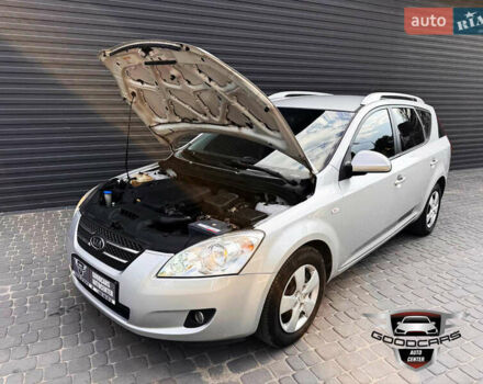 Серый Киа Сид, объемом двигателя 1.6 л и пробегом 205 тыс. км за 7200 $, фото 7 на Automoto.ua