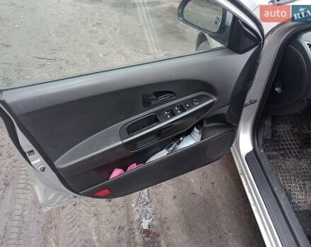 Серый Киа Сид, объемом двигателя 2 л и пробегом 288 тыс. км за 5500 $, фото 17 на Automoto.ua