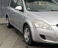 Серый Киа Сид, объемом двигателя 1.4 л и пробегом 227 тыс. км за 5300 $, фото 7 на Automoto.ua