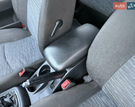 Сірий Кіа Сід, об'ємом двигуна 1.58 л та пробігом 346 тис. км за 5200 $, фото 36 на Automoto.ua