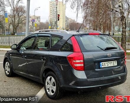 Сірий Кіа Сід, об'ємом двигуна 1.6 л та пробігом 250 тис. км за 5600 $, фото 2 на Automoto.ua