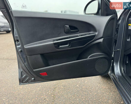 Серый Киа Сид, объемом двигателя 1.6 л и пробегом 216 тыс. км за 7300 $, фото 49 на Automoto.ua