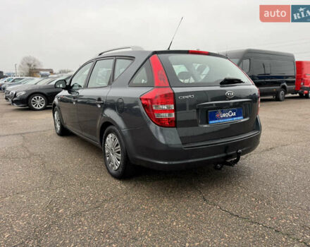 Серый Киа Сид, объемом двигателя 1.6 л и пробегом 216 тыс. км за 7300 $, фото 10 на Automoto.ua