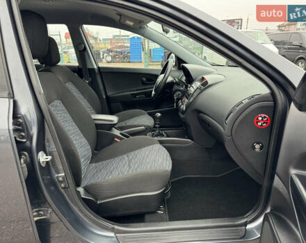 Серый Киа Сид, объемом двигателя 1.6 л и пробегом 216 тыс. км за 7300 $, фото 69 на Automoto.ua