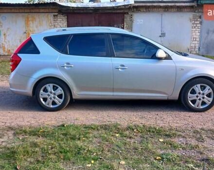 Кіа Сід 2008 у Краматорске на Automoto.ua Сірий Кіа Сід, об'ємом двигуна 1.4 л та пробігом 217 тис. км за 5700 $, фото 1 на Automoto.ua