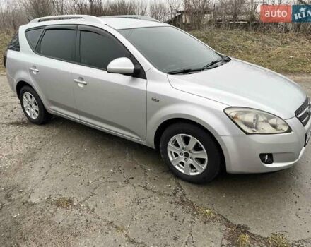 Серый Киа Сид, объемом двигателя 1.6 л и пробегом 199 тыс. км за 6200 $, фото 21 на Automoto.ua
