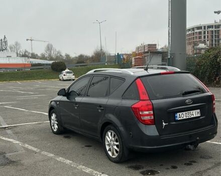 Серый Киа Сид, объемом двигателя 1.4 л и пробегом 258 тыс. км за 4599 $, фото 3 на Automoto.ua