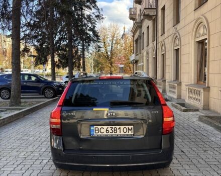 Серый Киа Сид, объемом двигателя 1.6 л и пробегом 275 тыс. км за 5200 $, фото 13 на Automoto.ua