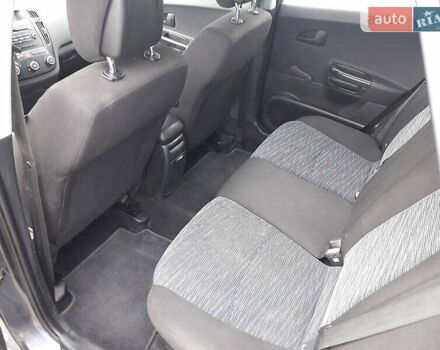 Серый Киа Сид, объемом двигателя 1.6 л и пробегом 286 тыс. км за 5300 $, фото 8 на Automoto.ua