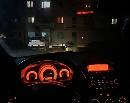 Серый Киа Сид, объемом двигателя 1.4 л и пробегом 258 тыс. км за 4599 $, фото 7 на Automoto.ua