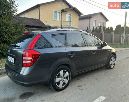 Серый Киа Сид, объемом двигателя 1.59 л и пробегом 249 тыс. км за 6250 $, фото 13 на Automoto.ua