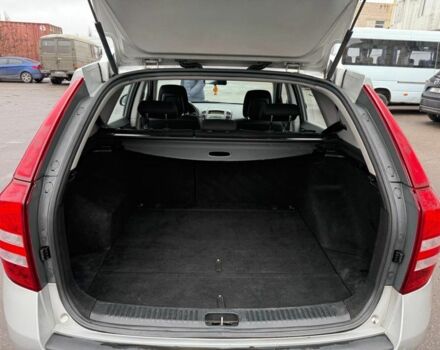 Сірий Кіа Сід, об'ємом двигуна 1.6 л та пробігом 333 тис. км за 2799 $, фото 9 на Automoto.ua