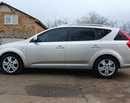 Сірий Кіа Сід, об'ємом двигуна 0 л та пробігом 217 тис. км за 5700 $, фото 1 на Automoto.ua