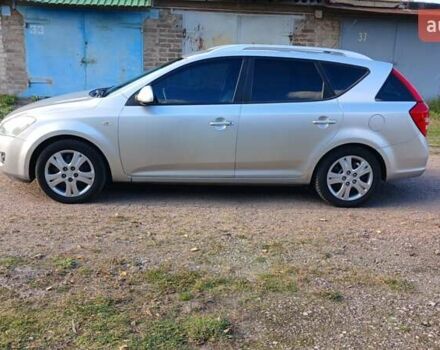 Кіа Сід 2008 у Краматорске на Automoto.ua Сірий Кіа Сід, об'ємом двигуна 1.4 л та пробігом 217 тис. км за 5700 $, фото 6 на Automoto.ua