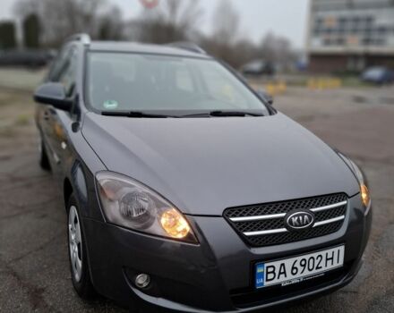 Серый Киа Сид, объемом двигателя 1.4 л и пробегом 228 тыс. км за 6200 $, фото 1 на Automoto.ua