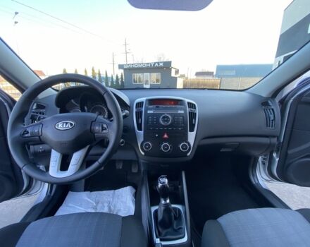 Серый Киа Сид, объемом двигателя 1.6 л и пробегом 207 тыс. км за 6499 $, фото 23 на Automoto.ua