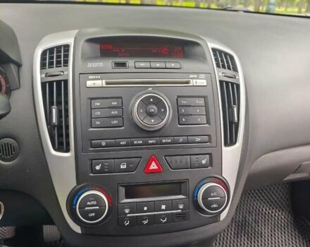 Сірий Кіа Сід, об'ємом двигуна 1.58 л та пробігом 240 тис. км за 6850 $, фото 18 на Automoto.ua