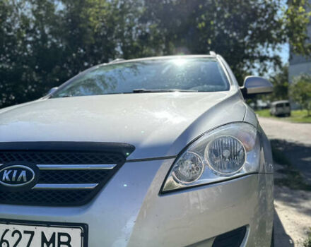 Сірий Кіа Сід, об'ємом двигуна 1.6 л та пробігом 89 тис. км за 7000 $, фото 6 на Automoto.ua
