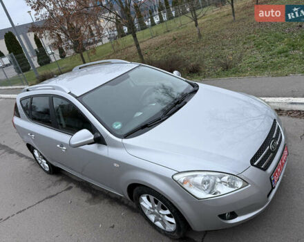 Серый Киа Сид, объемом двигателя 1.4 л и пробегом 143 тыс. км за 6500 $, фото 13 на Automoto.ua