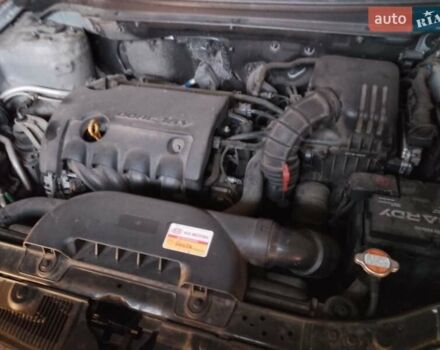 Серый Киа Сид, объемом двигателя 1.59 л и пробегом 130 тыс. км за 6250 $, фото 8 на Automoto.ua