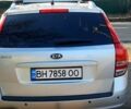 Серый Киа Сид, объемом двигателя 1.6 л и пробегом 320 тыс. км за 7000 $, фото 3 на Automoto.ua