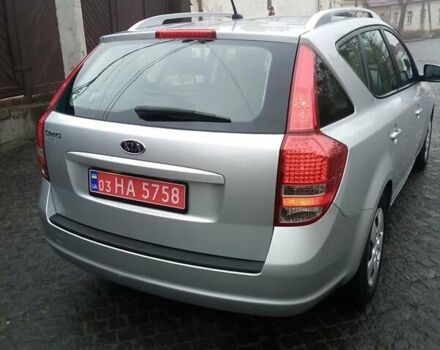 Сірий Кіа Сід, об'ємом двигуна 1.6 л та пробігом 213 тис. км за 6200 $, фото 3 на Automoto.ua