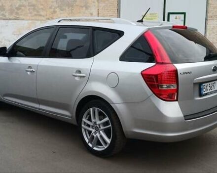 Серый Киа Сид, объемом двигателя 1.4 л и пробегом 250 тыс. км за 6300 $, фото 4 на Automoto.ua