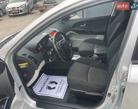 Сірий Кіа Сід, об'ємом двигуна 1.6 л та пробігом 192 тис. км за 6400 $, фото 23 на Automoto.ua
