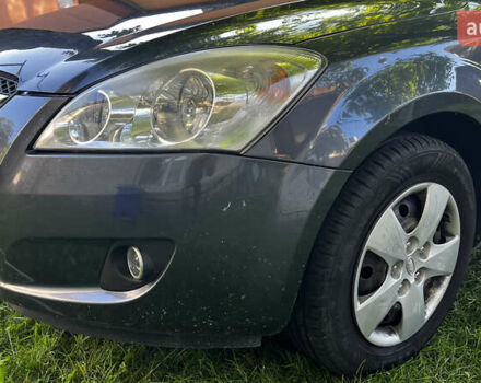 Серый Киа Сид, объемом двигателя 1.4 л и пробегом 230 тыс. км за 5200 $, фото 9 на Automoto.ua